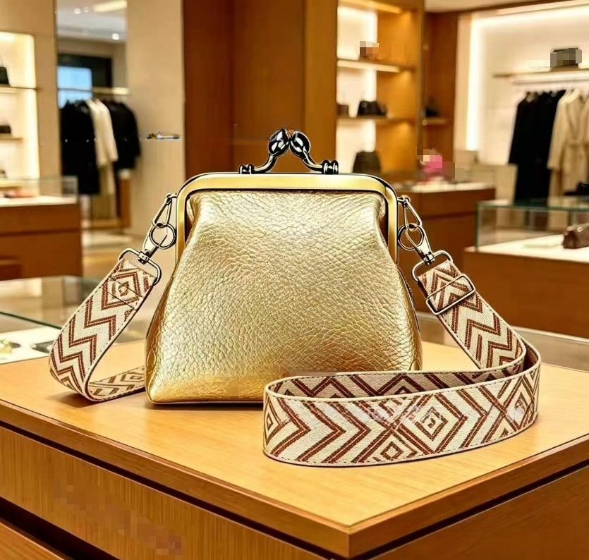 #119 Women's new wide shoulder strap mini clip coin purse crossbody bag
