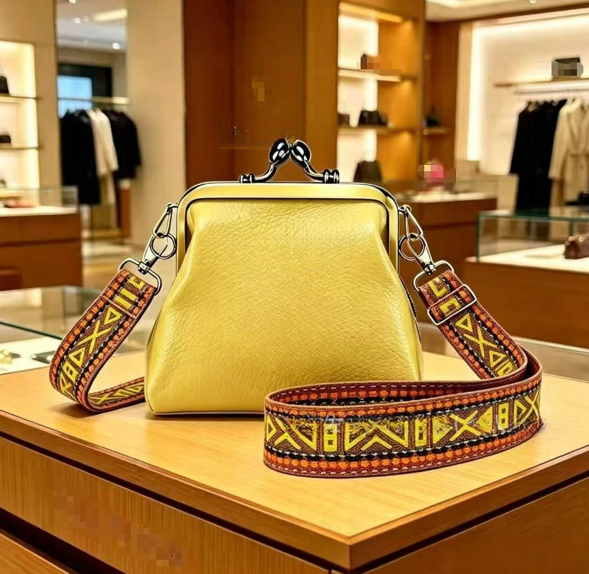 #119 Women's new wide shoulder strap mini clip coin purse crossbody bag