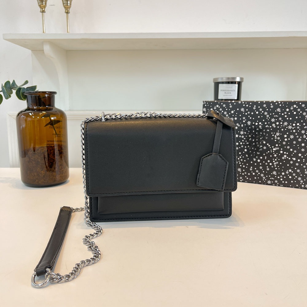 #129 Women's New Temperament Joker Metal Chain Shoulder Bag Messenger Bag