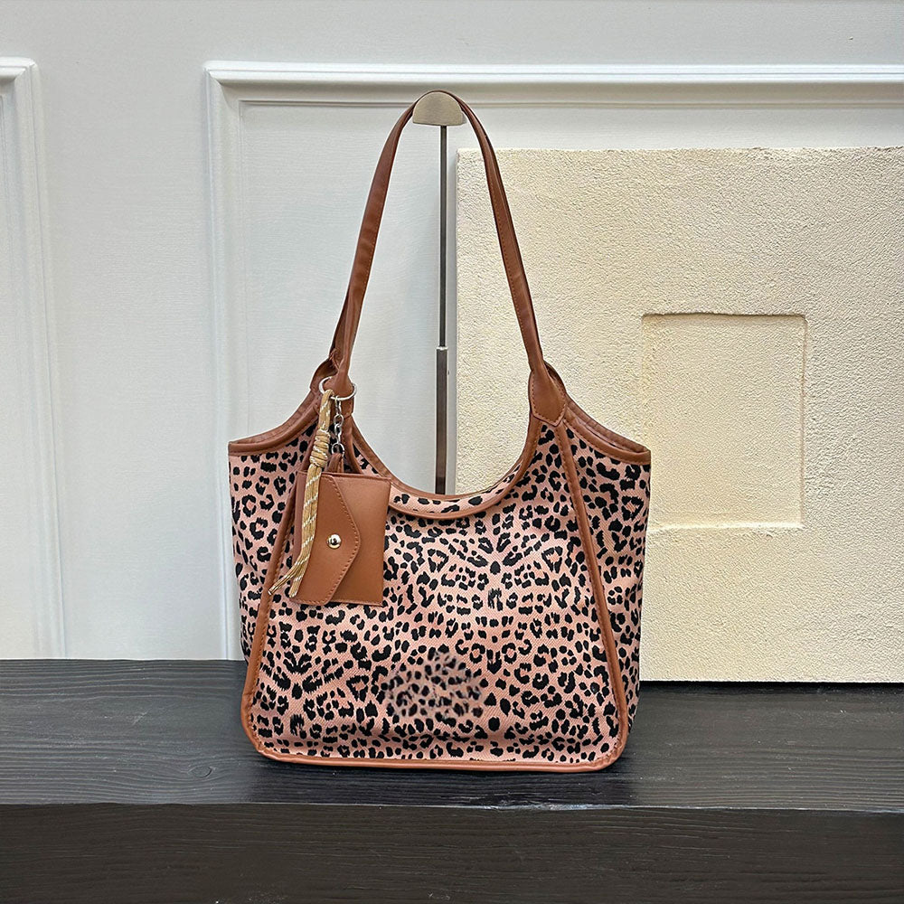 2026 women's new underarm bag shoulder bag portable Leopard print bag